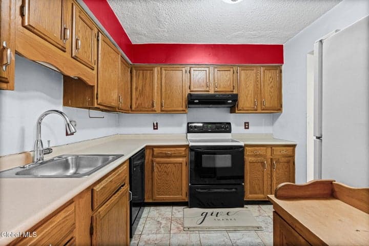 3019 Squire Boulevard, Slingerlands, NY, photo 3