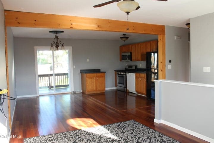 12 Morgan'S Run, Schuylerville, NY, photo 5