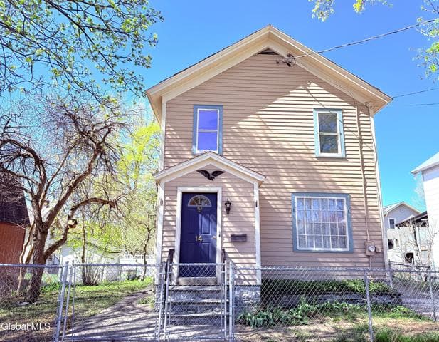 14 Davis Street, Glens Falls, NY, photo 1