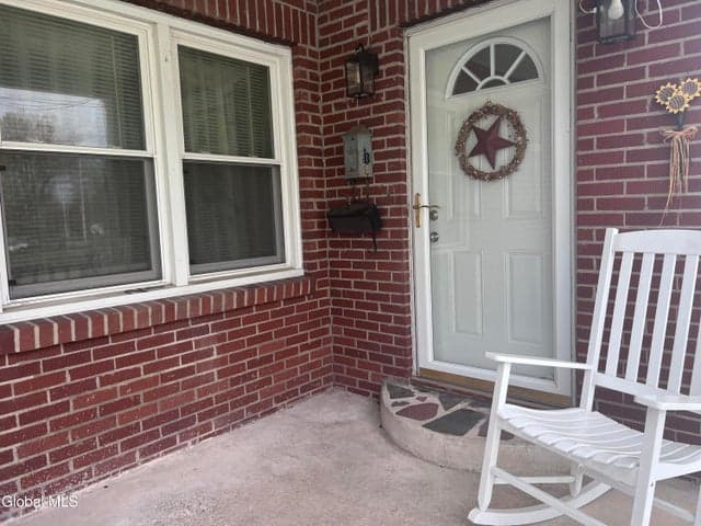 218 E Campbell Road, Rotterdam, NY, photo 2