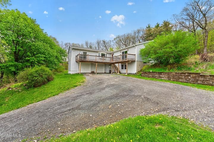 5 Mohameds Farm Way, North Greenbush, NY, photo 2