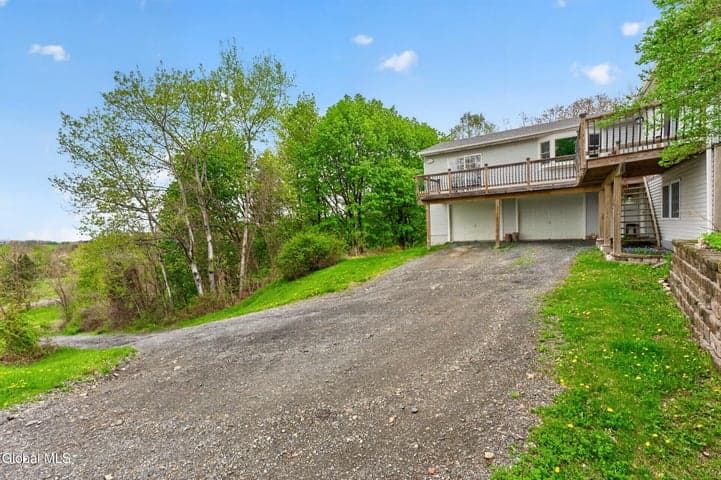 5 Mohameds Farm Way, North Greenbush, NY, photo 3