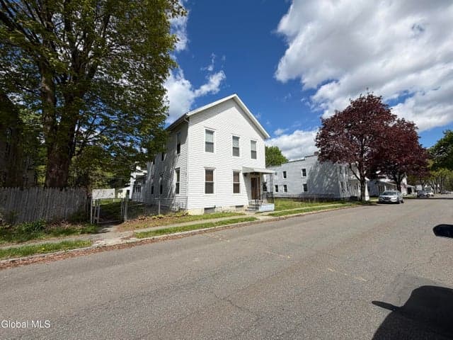 82 4th Street, Waterford Village, NY, photo 3