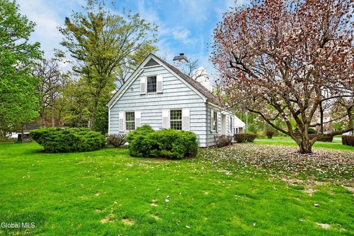 2 N Helderberg Parkway, Bethlehem, NY, photo 5