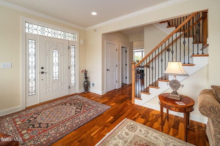 5 Sudbury Square, Latham, NY, photo 3