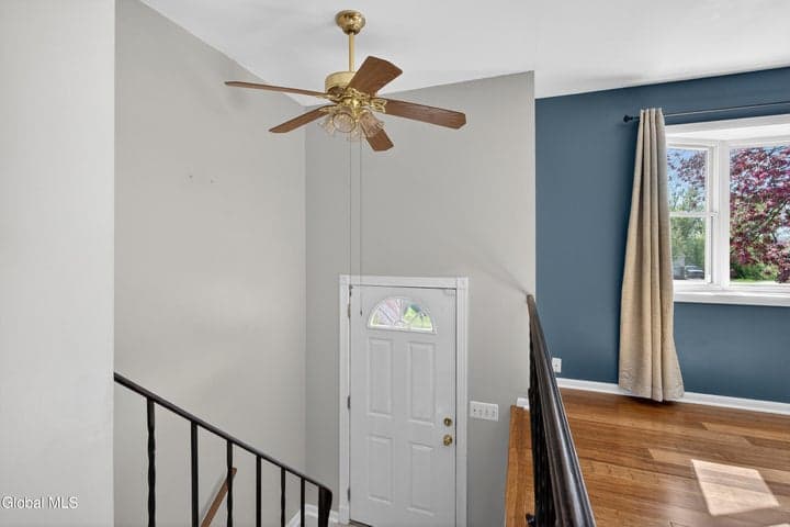 8 Daniel Street, East Greenbush, NY, photo 5