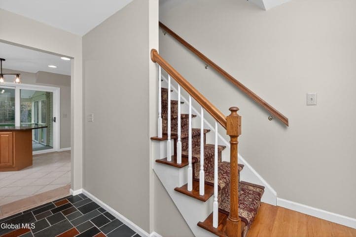 130 C Kenwood Avenue, Bethlehem, NY, photo 5