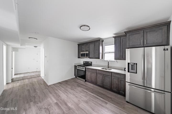 619 Seneca Street, Schenectady, NY, photo 5