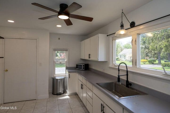 84 Pashley Road, Glenville, NY, photo 3