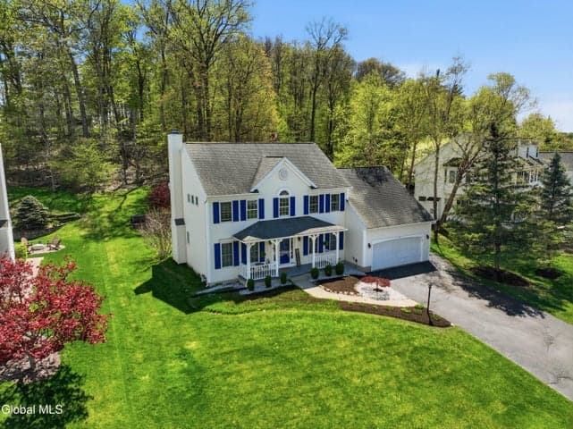 29 Dutch Meadows Drive, Colonie, NY, photo 1