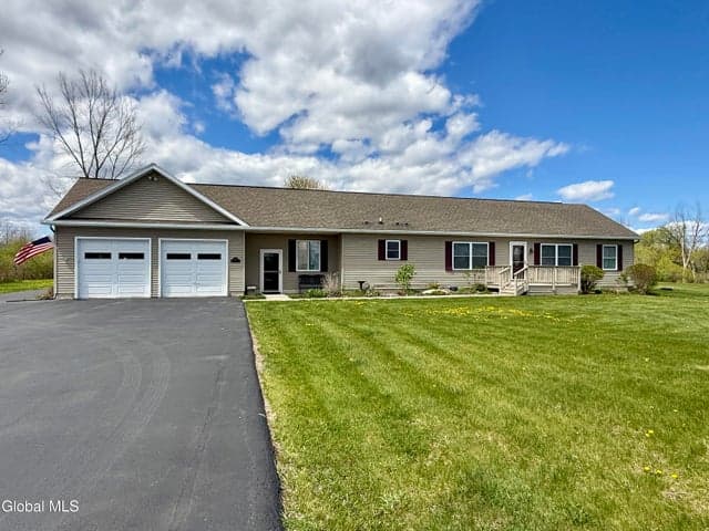 453 County Route 41, Kingsbury, NY, photo 1