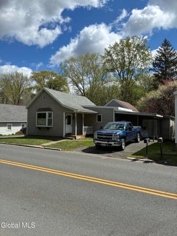 1012 2nd Avenue, Troy, NY, photo 2