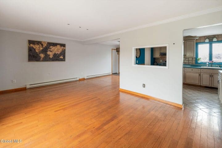 754 NY-30A, Esperance, NY, photo 5