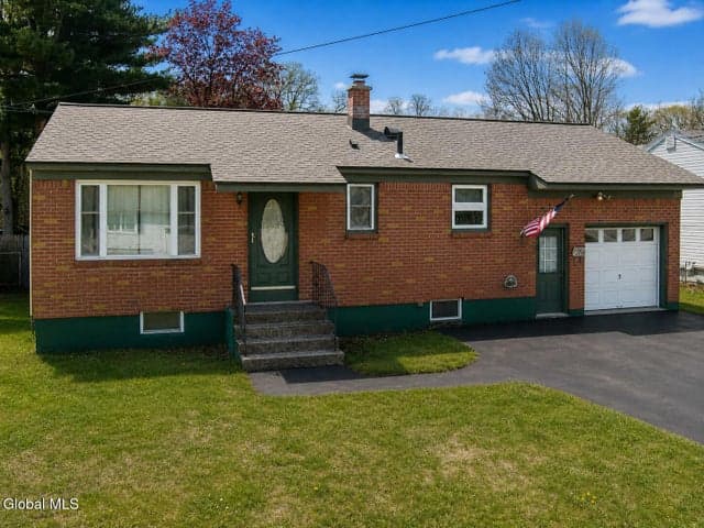 3270 McDonald Avenue, Schenectady, NY, photo 1
