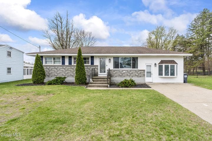 1041 St Jude Drive, Rotterdam, NY, photo 1