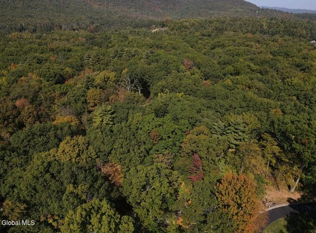 L3 Glen Lake Road, Queensbury, NY, photo 2