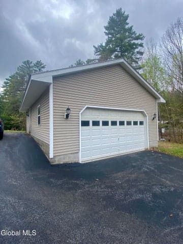 504 Angel Road, Corinth, NY, photo 4