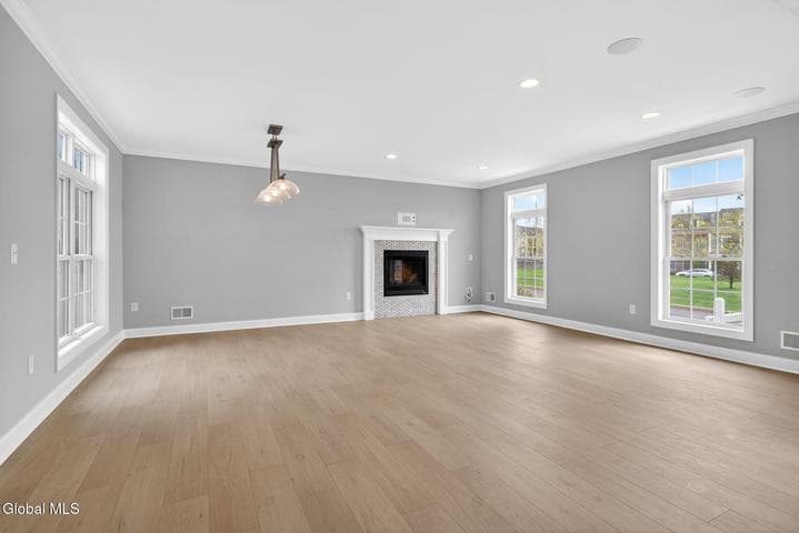 7 Sudbury Square, Colonie, NY, photo 4