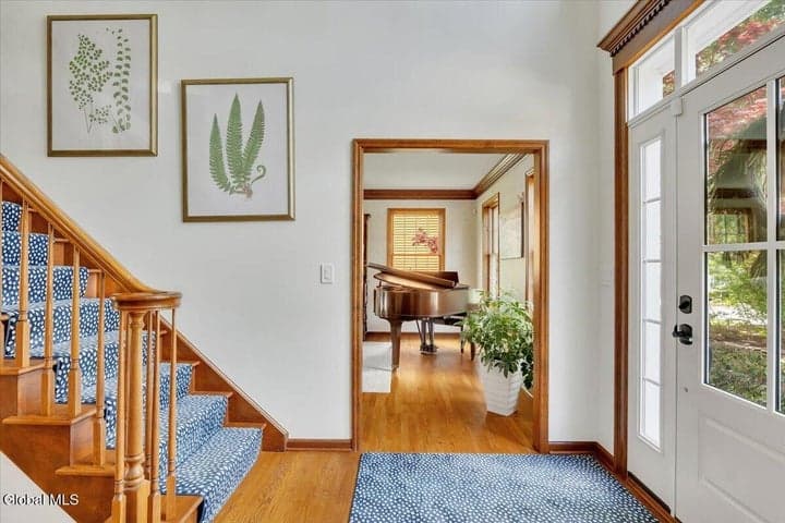 11 Fox Run, Latham, NY, photo 4
