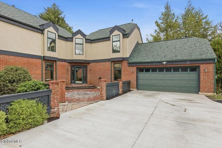 214 Colonial Avenue, Albany, NY, photo 1