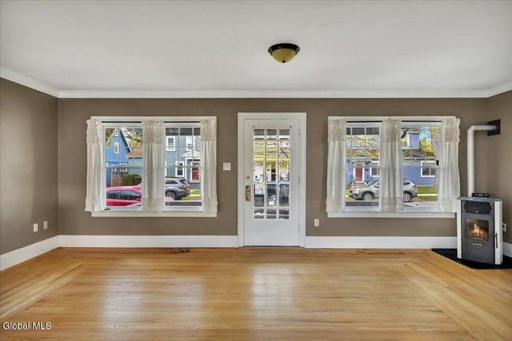 142 Bruce Street, Scotia, NY, photo 4