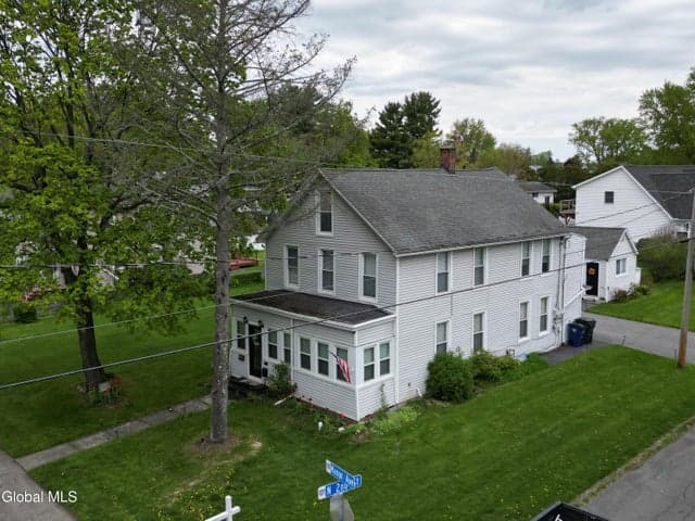 163 Manor Avenue, Cohoes, NY, photo 1