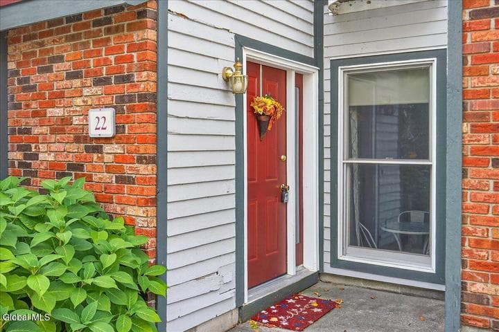 22 Lakeview Road, Saratoga Springs, NY, photo 4