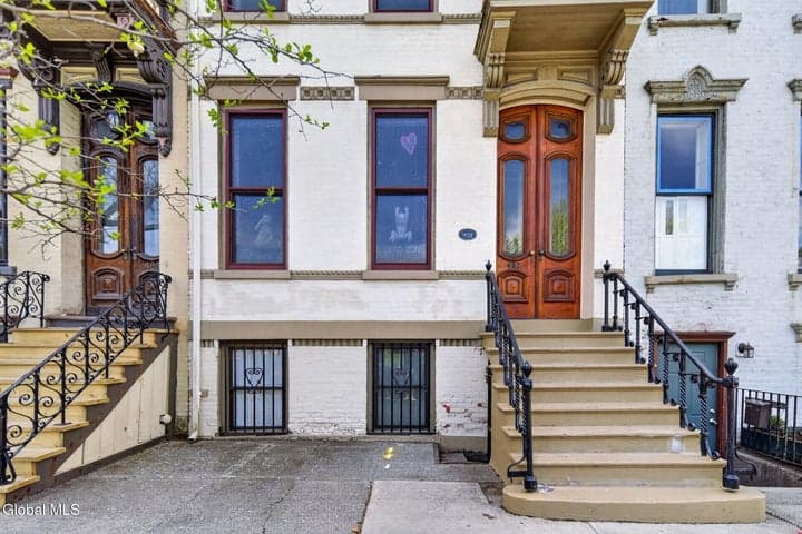 490 Madison Avenue, Albany, NY, photo 4