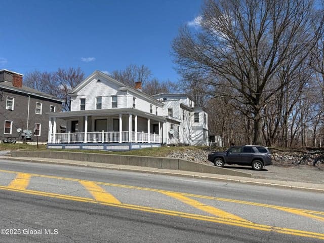 328 Milton Avenue, Ballston Spa, NY, photo 1