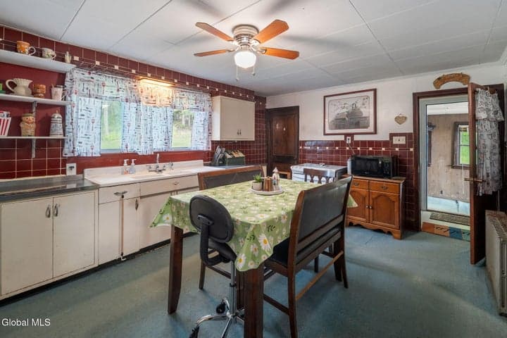 9 Ridge Road, East Greenbush, NY, photo 5