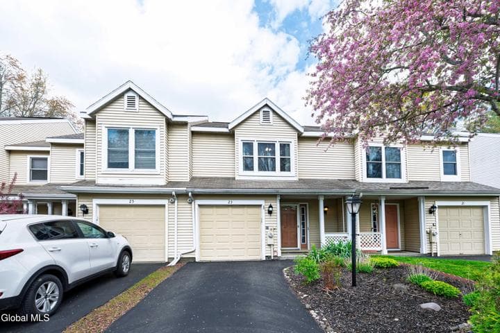 23 Stoney Creek Drive, Clifton Park, NY, photo 3