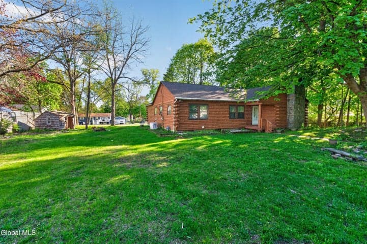 325 Belgrade Street, Schaghticoke, NY, photo 3