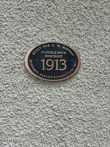 140 Chestnut Street, Albany, NY, photo 2