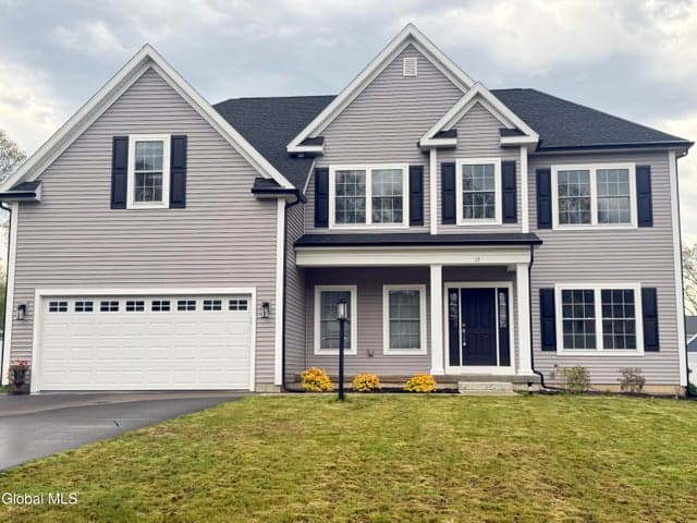 13 Edenfield Street, Loudonville, NY
