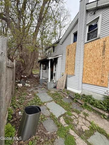 8 Keating Avenue, Fort Edward, NY, photo 4