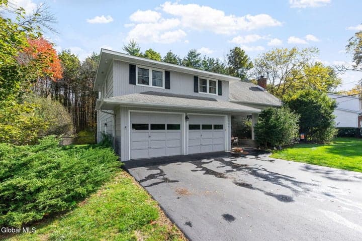 1226 Hempstead Road, Niskayuna, NY, photo 2