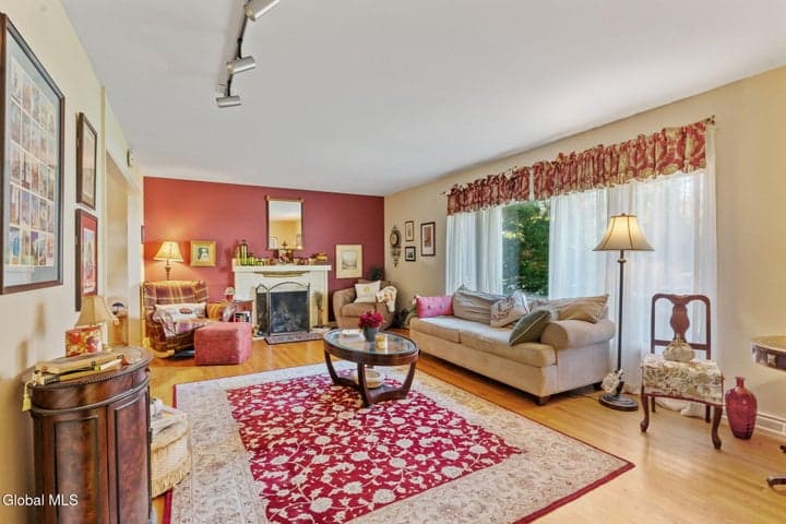 1226 Hempstead Road, Niskayuna, NY, photo 4