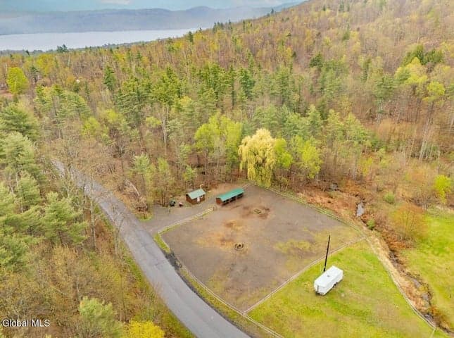 5 Sno Pappy Lane, Hague, NY, photo 3