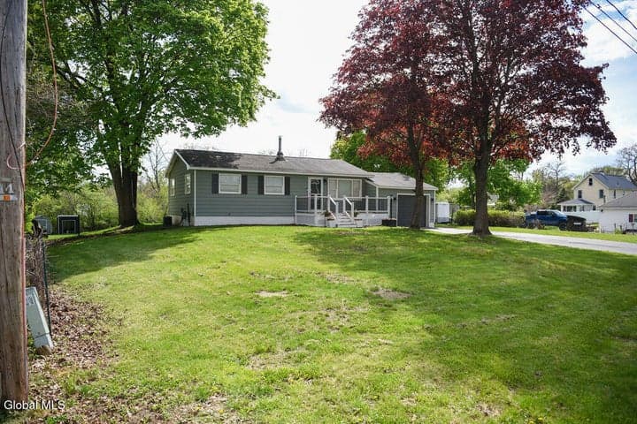 3 Uncas Drive, Glenville, NY, photo 2