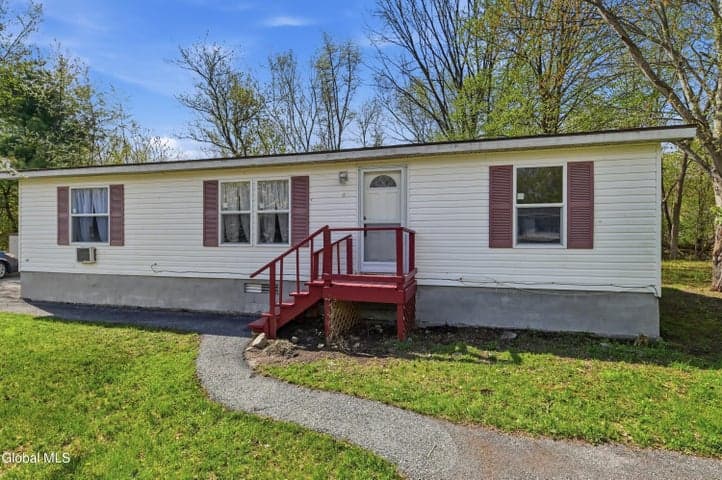 3 White Birch Lane, Jackson, NY