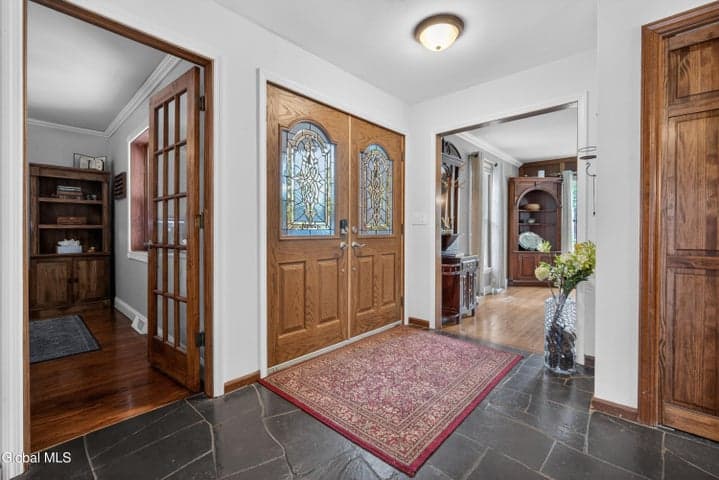 13 Royal Oak Drive, Clifton Park, NY, photo 5