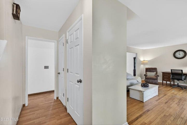 12 Carolanne Drive, Delmar, NY, photo 5