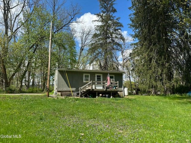 22086 State Route 22, Hoosick Falls, NY, photo 2