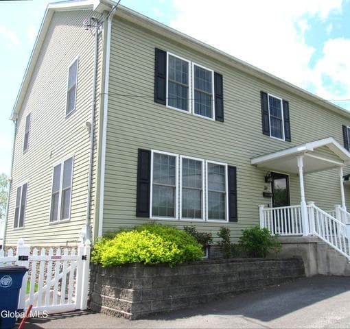 30 Peach Street, Cohoes, NY, photo 3