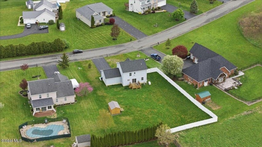 34 Eagle Lane, Halfmoon, NY, photo 4