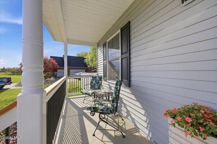 34 Eagle Lane, Halfmoon, NY, photo 5
