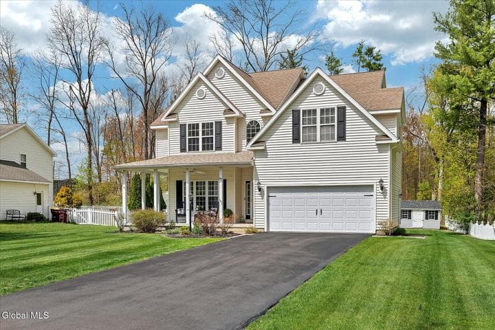 17 Springfield Drive, Malta, NY, photo 2