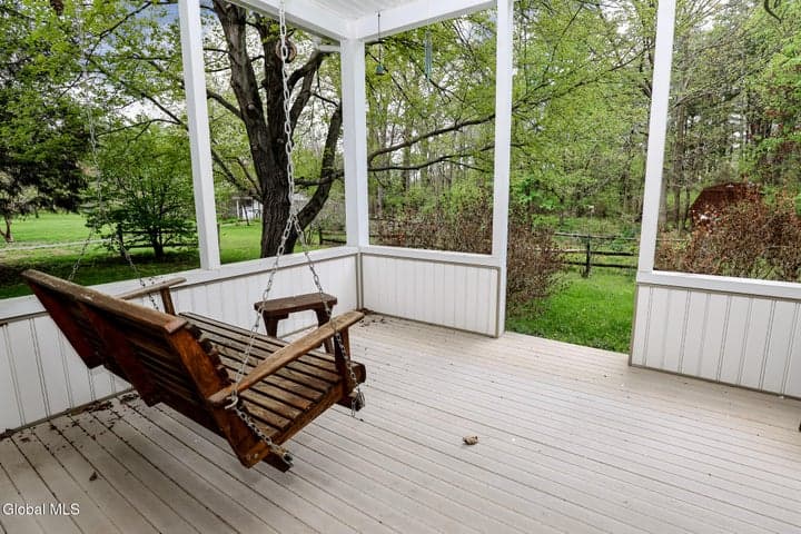 9 Patroon Place, Glenmont, NY, photo 4