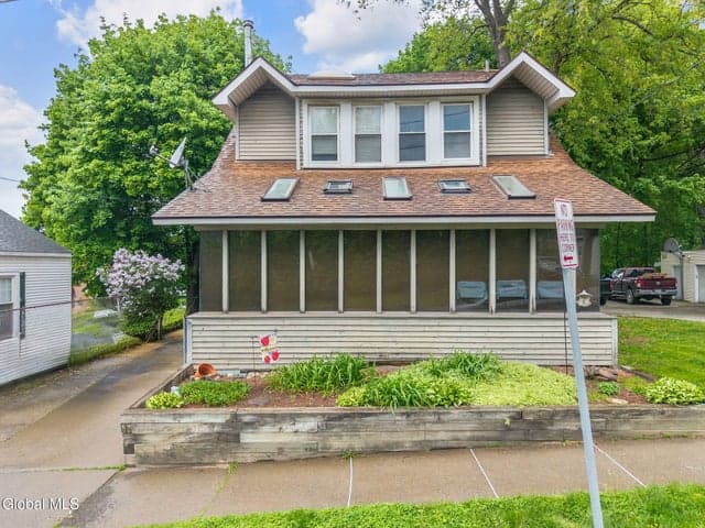 57 Washington Avenue, Rensselaer, NY, photo 4