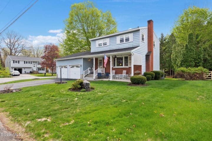 3 Frederick Drive, Saratoga Springs, NY, photo 2